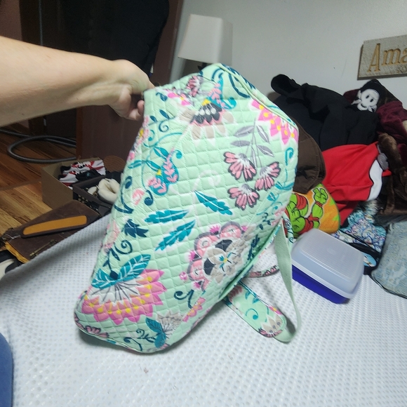 VERA BRADLEY EUC XL ICONIC WEEKENER CROSSBODY DUFFLE BAG - Picture 5 of 10